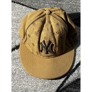 Rare NEW YORK YANKEES Cap Hat Size 7 1/4 Fitted 59 FIFTY NEW ERA 100% Wool BROWN